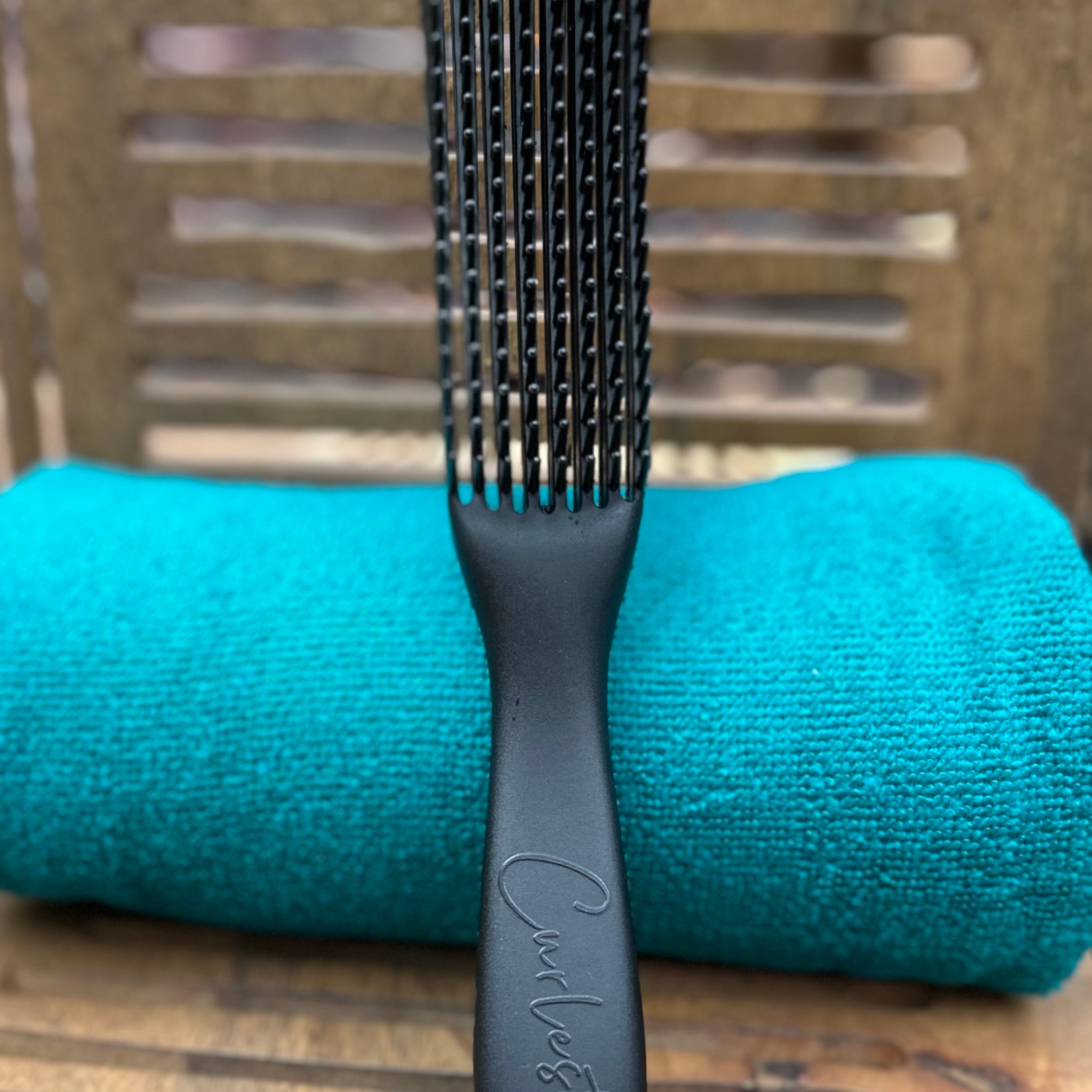 Curl Defining Brush