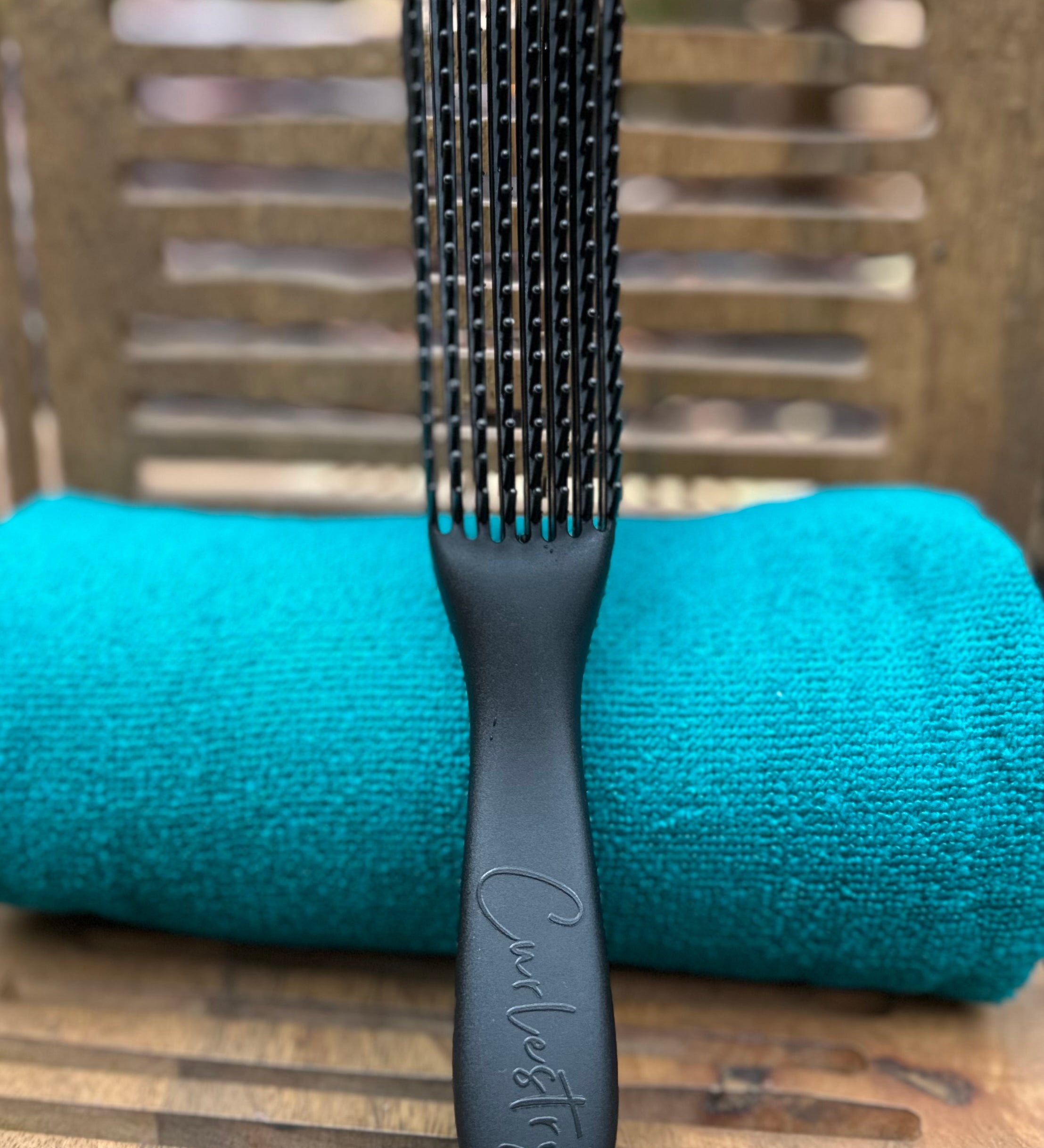 Curl Defining Brush